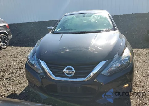 2018 Nissan Altima 2.5 z USA, uszkodzony, nr VIN 1N4AL3AP5JC114395